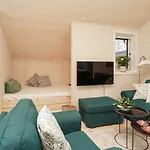 Seaside Retreat With Sauna - By Traum Nyaraló *