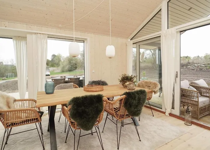Seaside Retreat With Sauna - By Traum Casa vacanze *