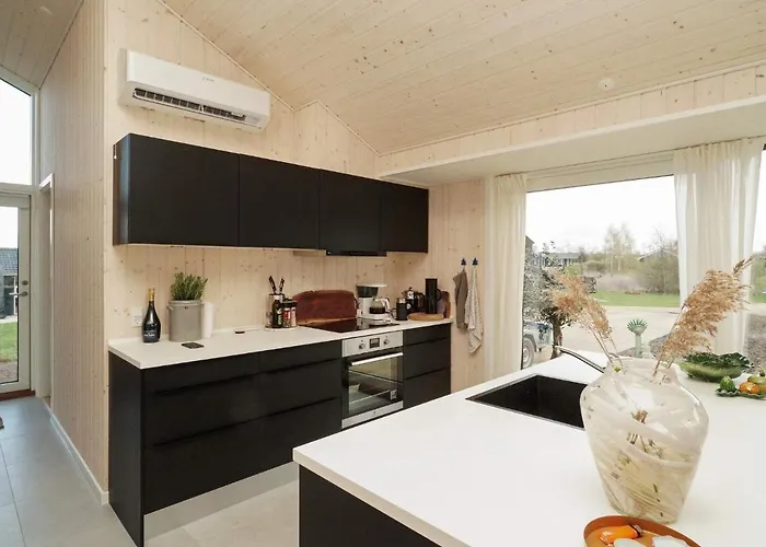 Seaside Retreat With Sauna - By Traum Hørve